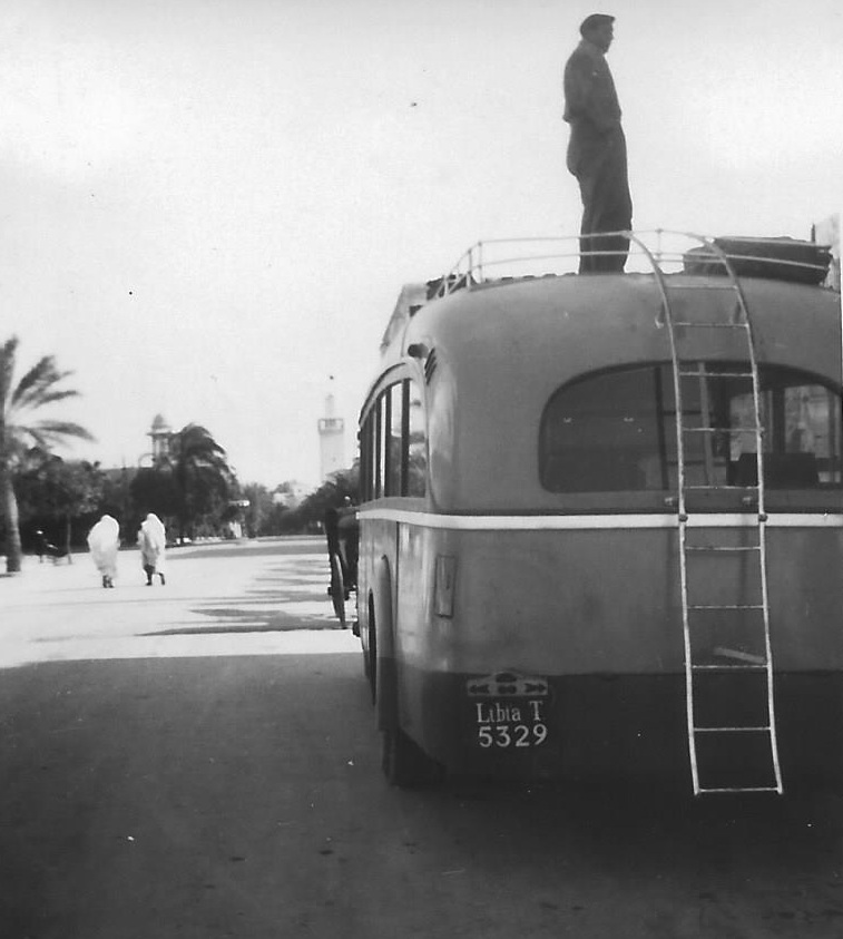 (LT 34-43).Tripoli_Libia T. 5239_bus_SvenVB.jpg